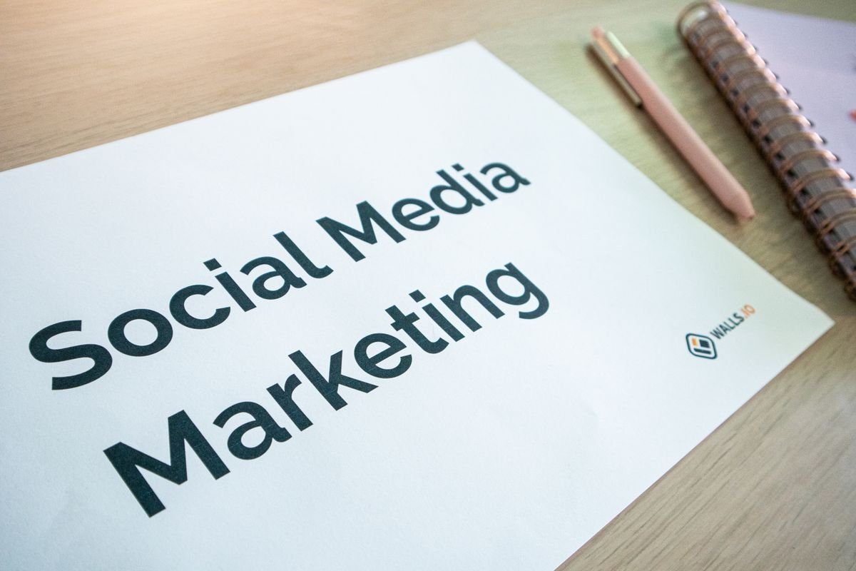 Cover image for the article: Social Media Marketing Tips That Actually Work for Small Businesses